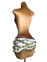 حزام رقص جنيهات مميّز قطيفة (أبيض) (حياكة يدوية أص...