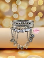 باقة الفراشة الفضية (حزام أسود)