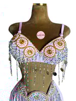 بدلة رقص الملكة كاراميلا (وردي)