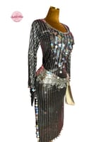 بدلة رقص ملكة الشرق (فضي) (حزام مجاناً)