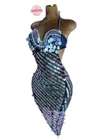 بدلة رقص الملكة نيكول سابا