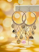 حلق الفنانة دينا (فضي)