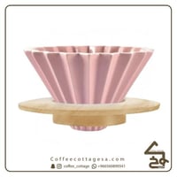 قمع تقطير سيراميك مقاس 2 مع حلقة خشبية اللوان وردي