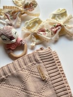 فستان مواليد مطرز