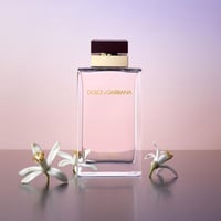 عطر دولتشي غابانا بور فيم او دو بارفيوم 100 مل