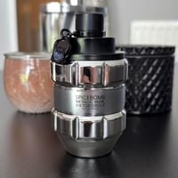 عطر سبايس بومب ميتاليك مسك من فيكتور اند رولف او د...