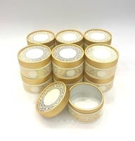 علب مسقى بدون شعار