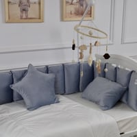 مفرش سرير أطفال مخدات 5 قطع ازرق لحماية وراحة مثال...