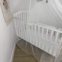 سرير نوم آمن – خزانة داخلية وقاعدة حديدية ثابتة