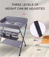 طاولة غيار مريحة للأم