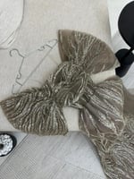 من أجمل الفساتين الحديثة