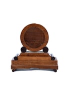 ساعة مكتبية كلاسيكية بتصميم أنيق للمكاتب والديكور