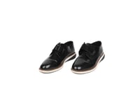 حذاء نسائي جلد صناعي لامع أنيق مقاس 38 – لمسة فاخر...