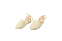 حذاء نسائي Varna جلد صناعي أنيق مقاس 38 – مريح للا...