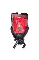 باقة ورد صناعي أنيقة – جمال يدوم بلا ذبول