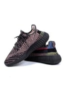 حذاء نسائي أديداس قماشي مريح مقاس 38 – خفيف وعملي...