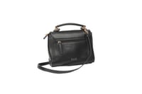 حقيبة نسائية سوداء لامعة من ELLE — أناقة راقية للس...