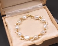 اسوره من اللؤلؤ الطبيعي