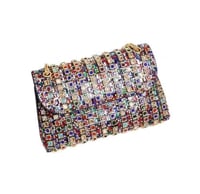 حقيبة كتف مرصعة بكريستالات اليشم