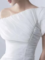 طقم بنطلون عصري وبلوزه بياقة قطرية وأكمام قصيرة