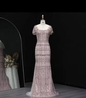 فستان سهرة جاهز مرصع بالخرز