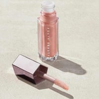 قلوس مكبر وملمع شفاه بومب يونيفرسال من فنتي بيوتي...