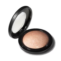 ماك هايلايت اضاءة SOFT&GENTLE