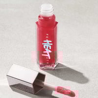 قلوس مكبر وملمع شفاه بومب يونيفرسال من فنتي بيوتي...