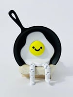 مجسم “البيضة المبتسمة”