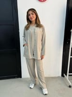 جاكيت لون بيج فاتح