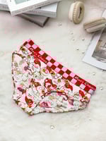 5 قطع من ملابس داخلية نسائية يتصميم كرتوني