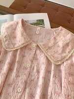 طقم بيجامة نسائي، يتميز بأكمام وسراويل طويلة