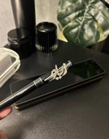 قلم رجالي انيق بالاسم