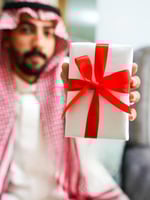 تغليف هدية راقي وبسيط ب خيارات متعدده