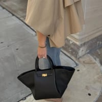 حقيبة يد نسائية ذات جناح من جلد الغزال البني، حقيب...