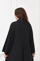 عباية مع كسرة من الخلف وكول ريفير