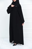 عباية سادة بتثنبات طولية على الجوانب