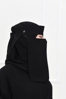 نقاب مطاط مائل طويل بلوجو