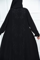 عباية مناسبات أنيقة بتطريز أمامي وخلفي