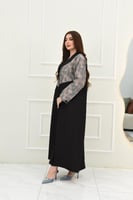 عباية شتوية بليزر فاخرة مع تفاصيل ملونة