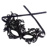 قناع العين اسود