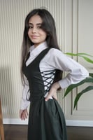 مريول المتوسطة مخصر من الجوانب