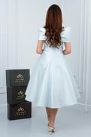 فستان السن المحير تفتة روسي سماوي