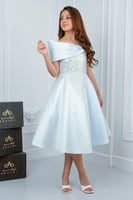 فستان السن المحير تفتة روسي سماوي