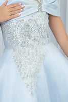 فستان السن المحير تفتة روسي سماوي