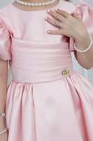 فستان بناتي زهري كسرات على الصدر