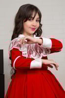 فستان بناتي شتوي أحمر ملكي فاخر