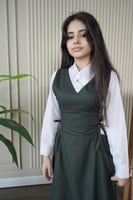 مريول المتوسطة مخصر من الجوانب