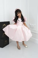 فستان بناتي زهري كسرات على الصدر