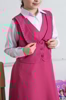 مريول مدرسي أنيق للمرحلة الابتدائية